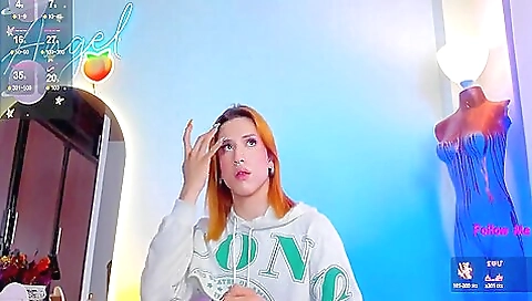 Sadi buxomo teal is ready for a pussy