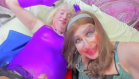 Milf & horny guys with a cock